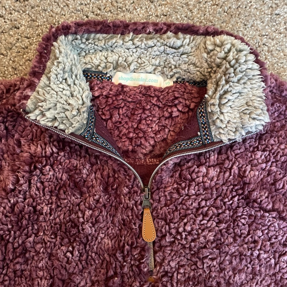Fleece pullover - Picture 3 of 3
